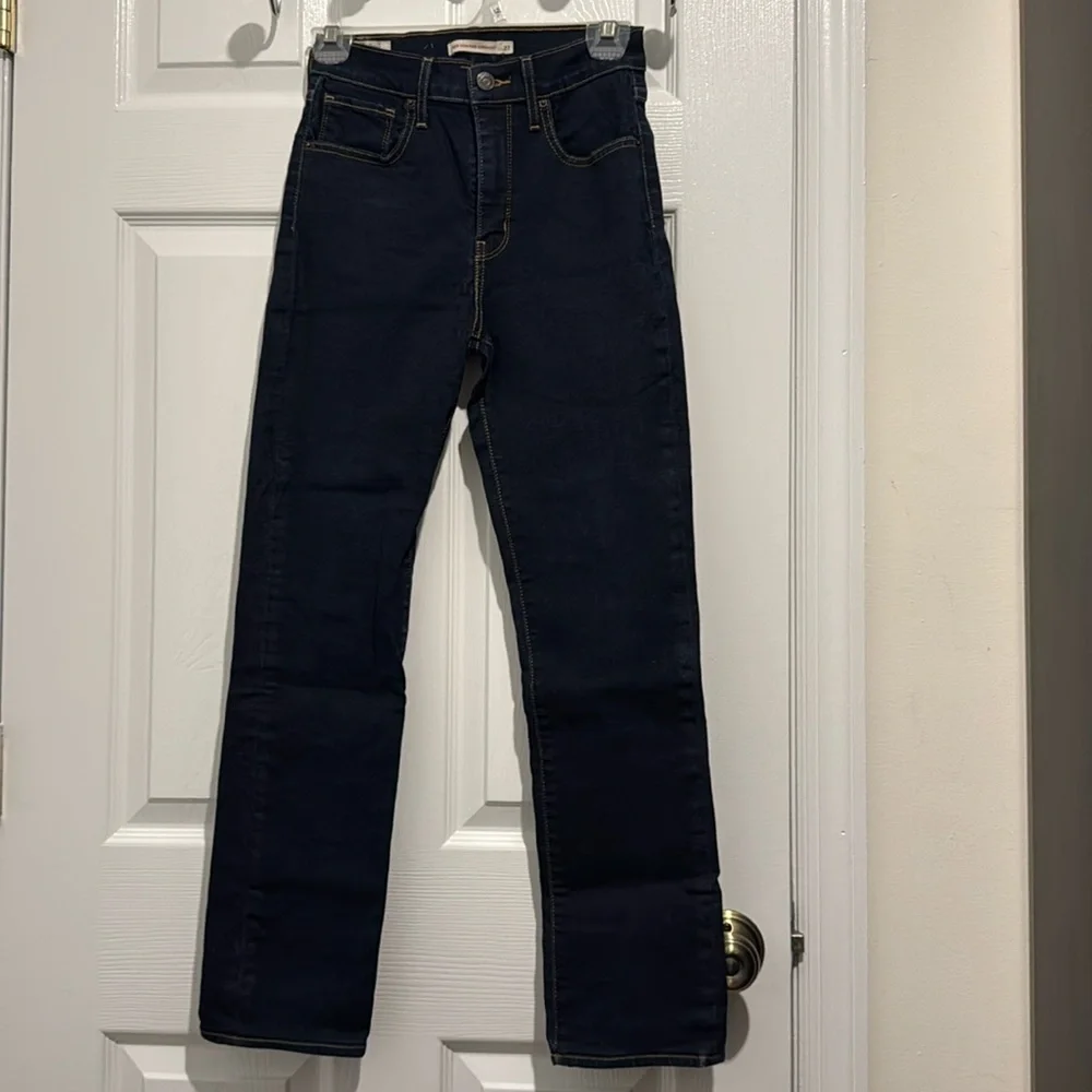 Levi's 724 high rise straight 27